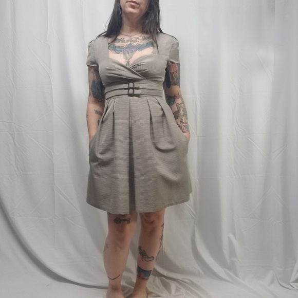 NANETTE LEPORE Silver Gray Metallic Dress - Picture 3 of 8